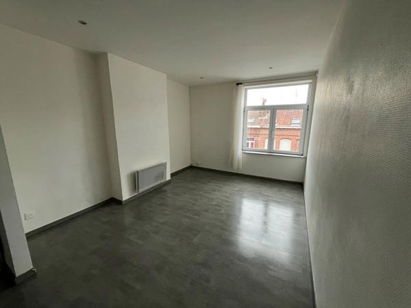 A LOUER : T2 à LILLE • rue Louis Bergot • 680 € CC • Réf. 6471001-00291-001