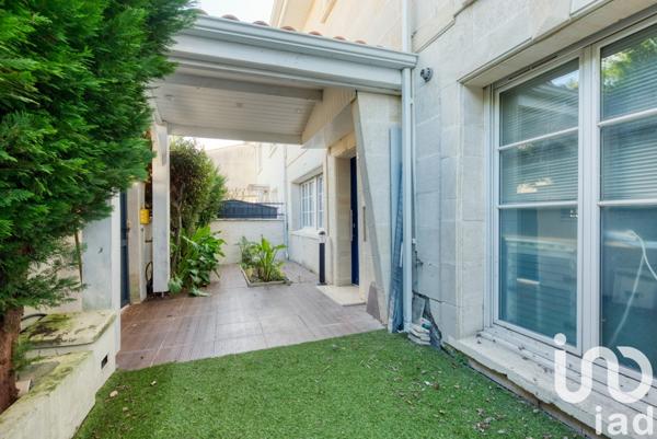 Maison traditionnelle 6 pièces de 152 m² à Floirac (33270)