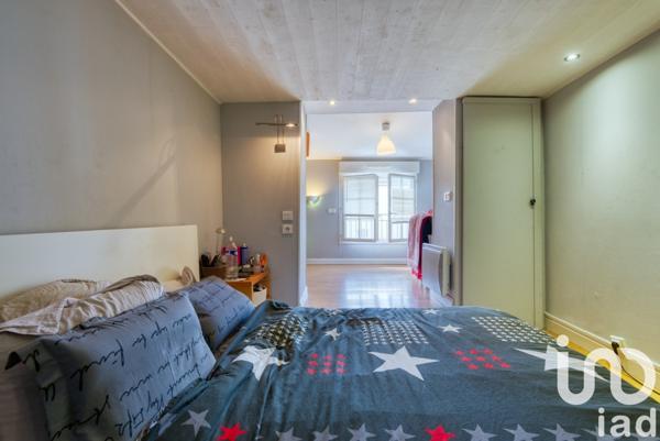 Maison traditionnelle 6 pièces de 152 m² à Floirac (33270)