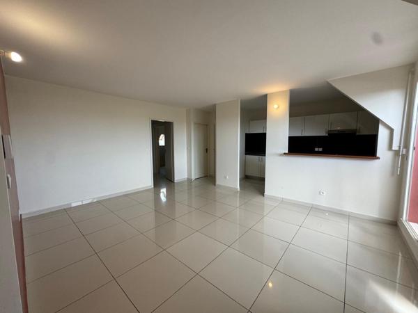 T2 NON MEUBLE BLACHON