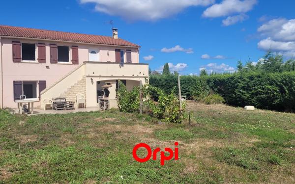 Maison à vendre    5 pièces •  Beaurepaire