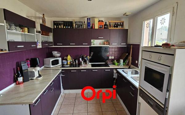 Maison à vendre    5 pièces •  Beaurepaire