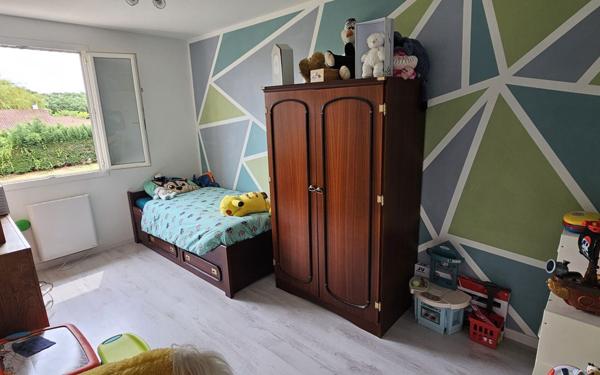 Maison à vendre    5 pièces •  Beaurepaire