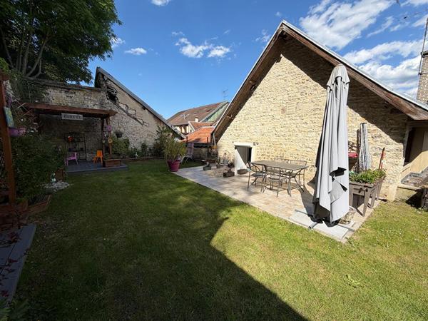 Maison 7 pièces 300 m2