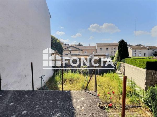 À vendre Immeuble 109 m² - Monistrol-sur-loire 43120