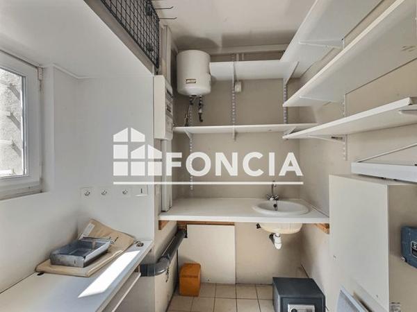 À vendre Immeuble 109 m² - Monistrol-sur-loire 43120