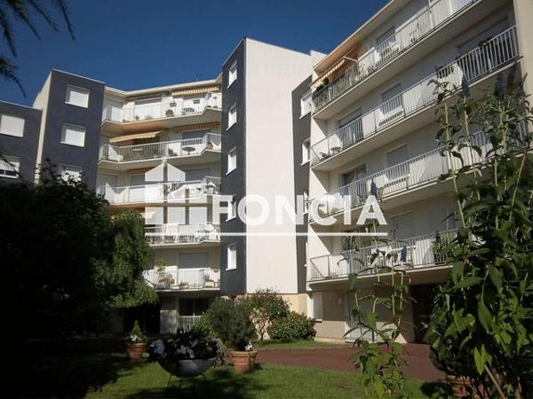 Location Appartement 2 pièces 48.26 m² - 109 RUE DU BOURG NEUF Blois 41000