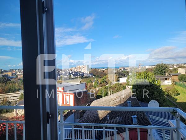 Appartement à louer 606 € CC Granville 2 p 51 m² DPE E