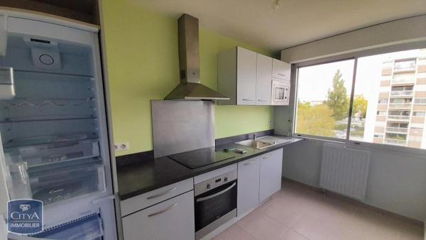 Appartement à louer 2 pièces 46.04m² Dijon (21000)