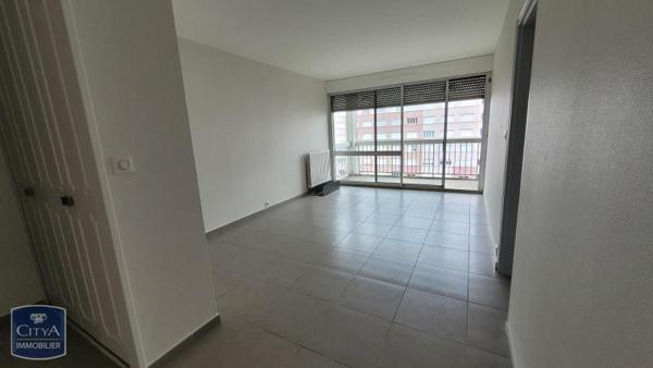 Appartement à louer 2 pièces 46.04m² Dijon (21000)