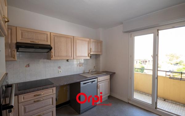 Appartement à vendre    4 pièces • 83 m2 Souffelweyersheim