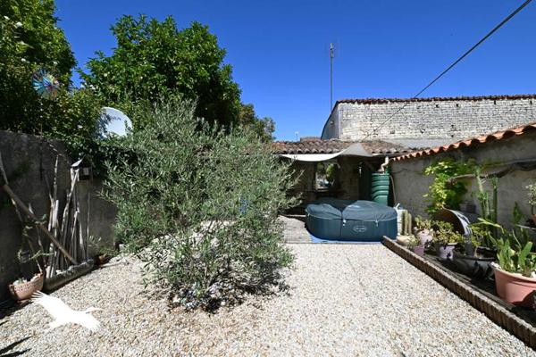 Maison 199 966 € Jarnac 6 p 144 m² DPE D