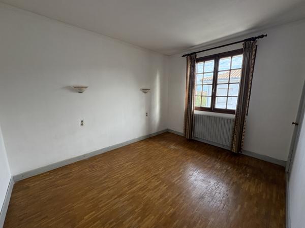 A Bazas Maison avec 2 logements