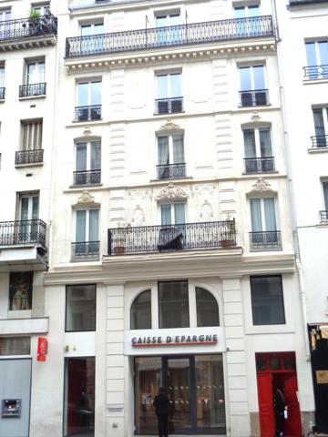 Studio au calme très proche Gare Saint-Lazare