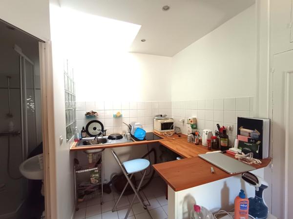 Studio au calme très proche Gare Saint-Lazare