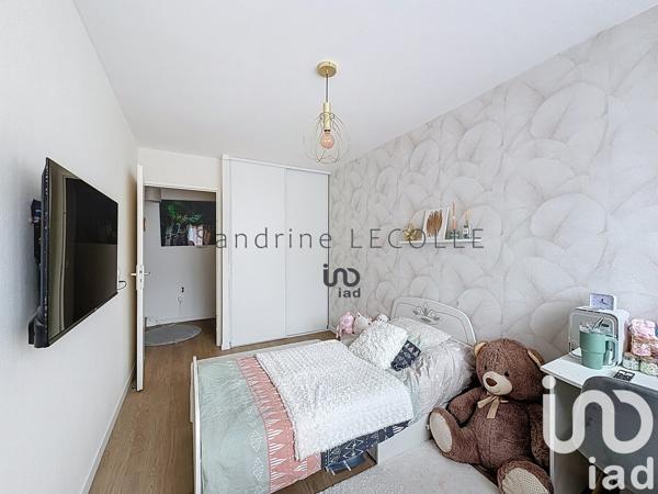 Appartement à vendre 4 pièces 84 m² Saint-Thibault-des-Vignes