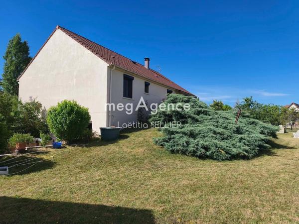Maison à Montluçon, 03100 - 4 pièces 99m²