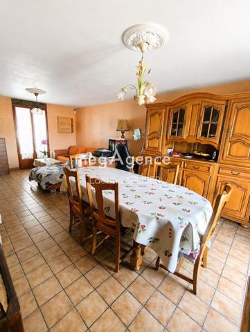 Maison à Montluçon, 03100 - 4 pièces 99m²