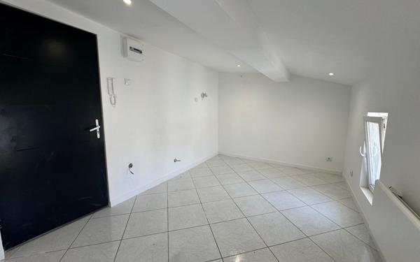 Appartement à vendre    1 pièce • 12,44 m2 Sète