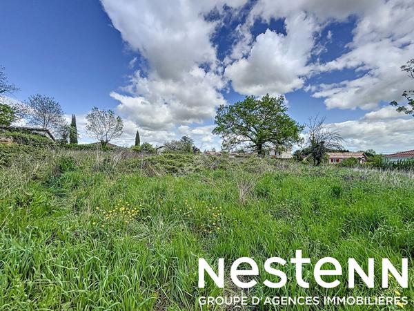 Charmant Terrain à bâtir de 620m² - 71680 CRECHES SUR SAONE