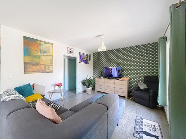Maison Valensole de plain-pied, 3 pièces, 81.9 m2 habitables