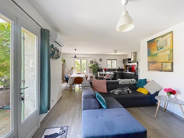 Maison Valensole de plain-pied, 3 pièces, 81.9 m2 habitables