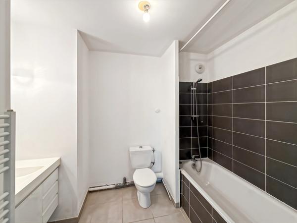 Appartement à vendre 2 pièces JUVIGNAC (34)