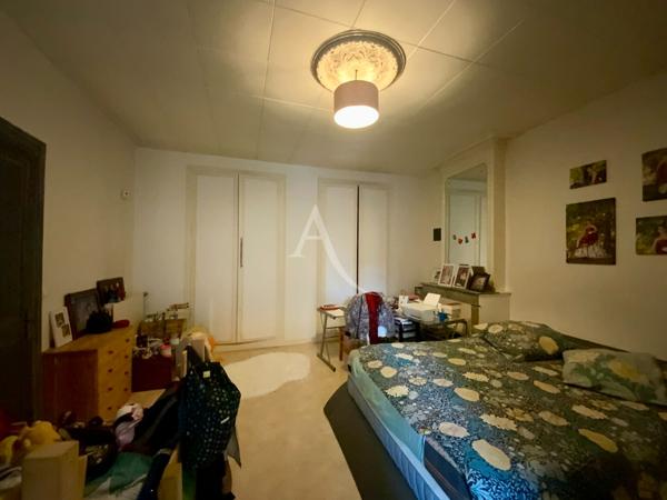 Immeuble mixte commercial et habitation