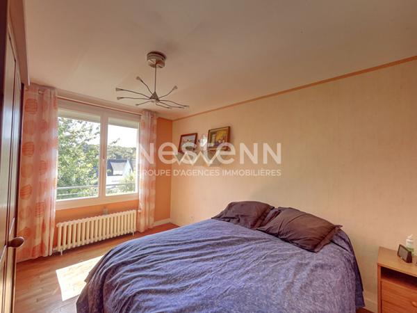 LANDERNEAU - Proche centre ville - Maison de 6 pièces avec 4 chambres