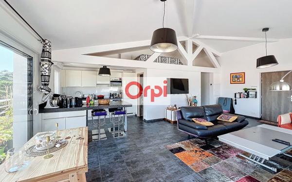 Appartement à vendre    5 pièces • 120 m2 Porto-Vecchio