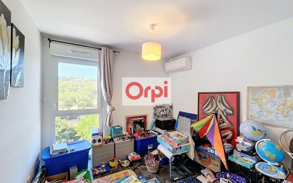 Appartement à vendre    5 pièces • 120 m2 Porto-Vecchio