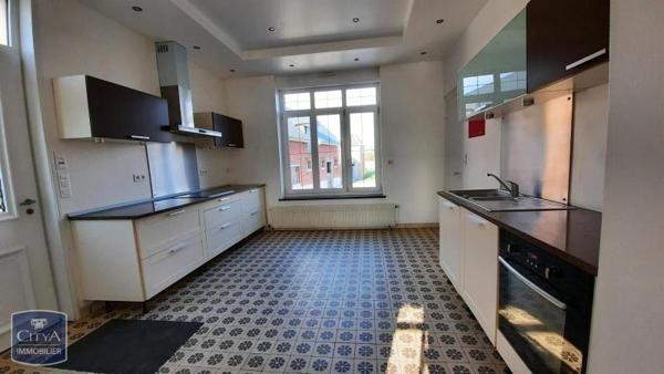 Maison à louer 5 pièces 161.81m²