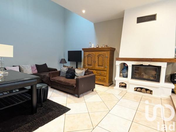 Maison traditionnelle 8 pièces de 152 m² à Tremblay-en-France (93290)