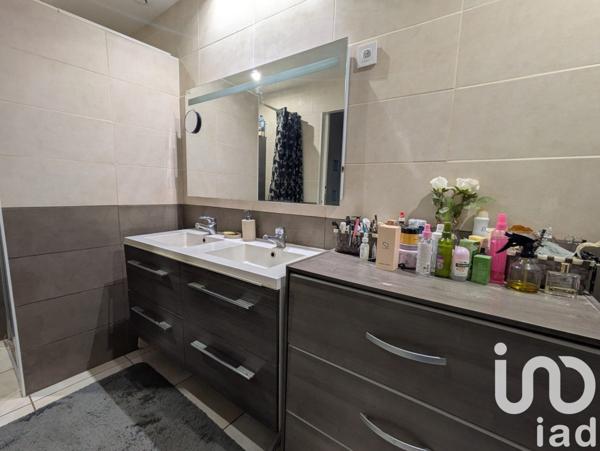 Maison traditionnelle 8 pièces de 152 m² à Tremblay-en-France (93290)