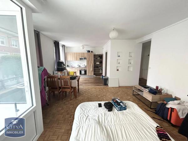 Appartement à louer 3 pièces 68.59m² Valenciennes (59300)