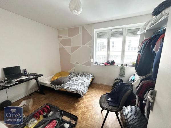 Appartement à louer 3 pièces 68.59m² Valenciennes (59300)