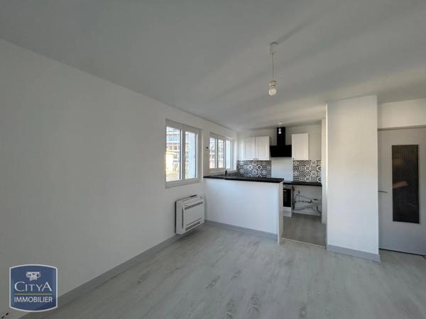 Appartement à louer 4 pièces 65.4m²