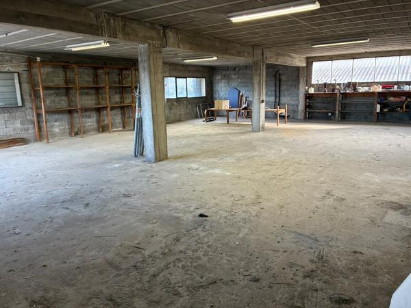 Local Commercial
        
        - 150 m² 154 000 €*