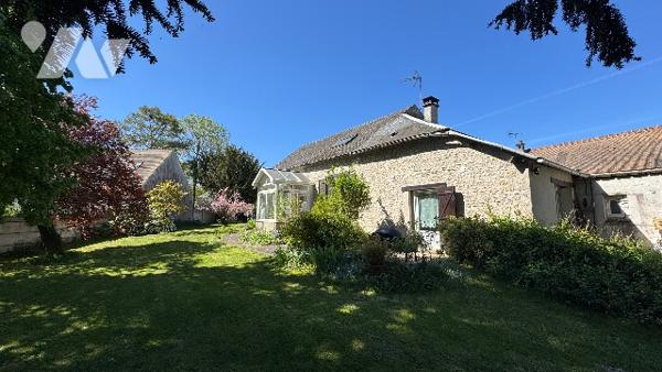 Maison en pierres à vendre à JANVILLE EN BEAUCE en Eure-et-Loir (28310)