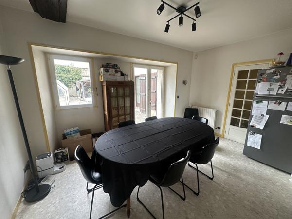 Maison 12 pièces - 223 m²
