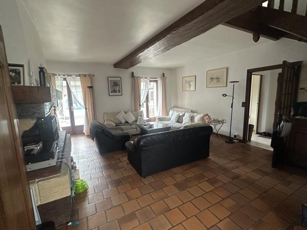 Maison 12 pièces - 223 m²