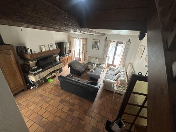 Maison 12 pièces - 223 m²