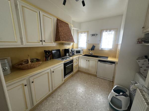 Maison 12 pièces - 223 m²
