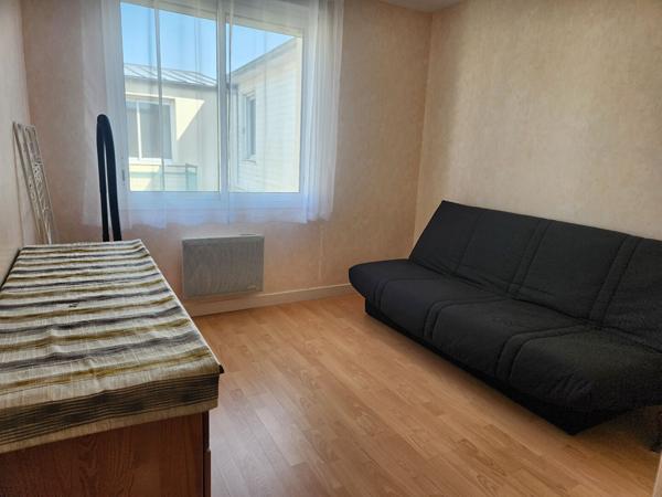 A LOUER LANNILIS BOURG Appartement vide ou meublé T3 Lannilis