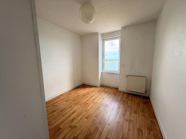 29250 SAINT POL DE LEON ST POL DE LEON, appartement T3 1er étage vue mer...