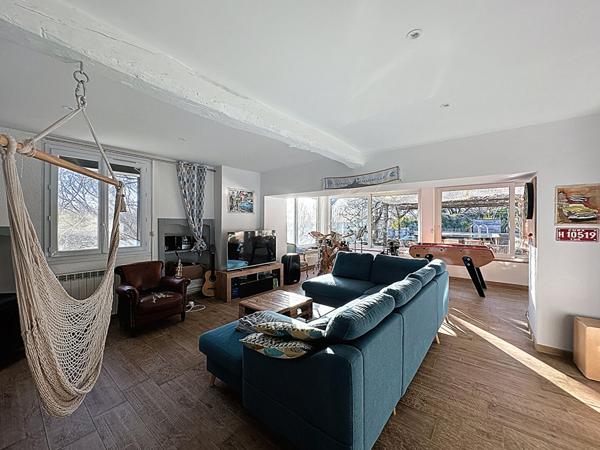 A Vendre : Maison en pierre à Jégun 251 m2 7 pièces 4 chambres