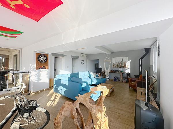 A Vendre : Maison en pierre à Jégun 251 m2 7 pièces 4 chambres