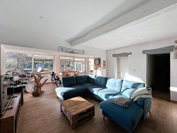 A Vendre : Maison en pierre à Jégun 251 m2 7 pièces 4 chambres