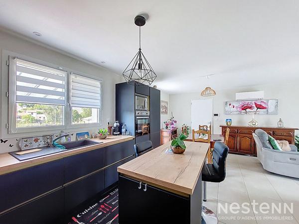 A Vendre Maison contemporaine de plain-pied avec terrasse et jardin clôturé à Condom