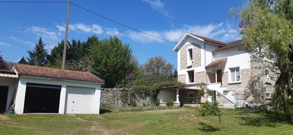 Maison à vendre 4 pièces VILLEFRANCHE DE ROUERGUE (12)